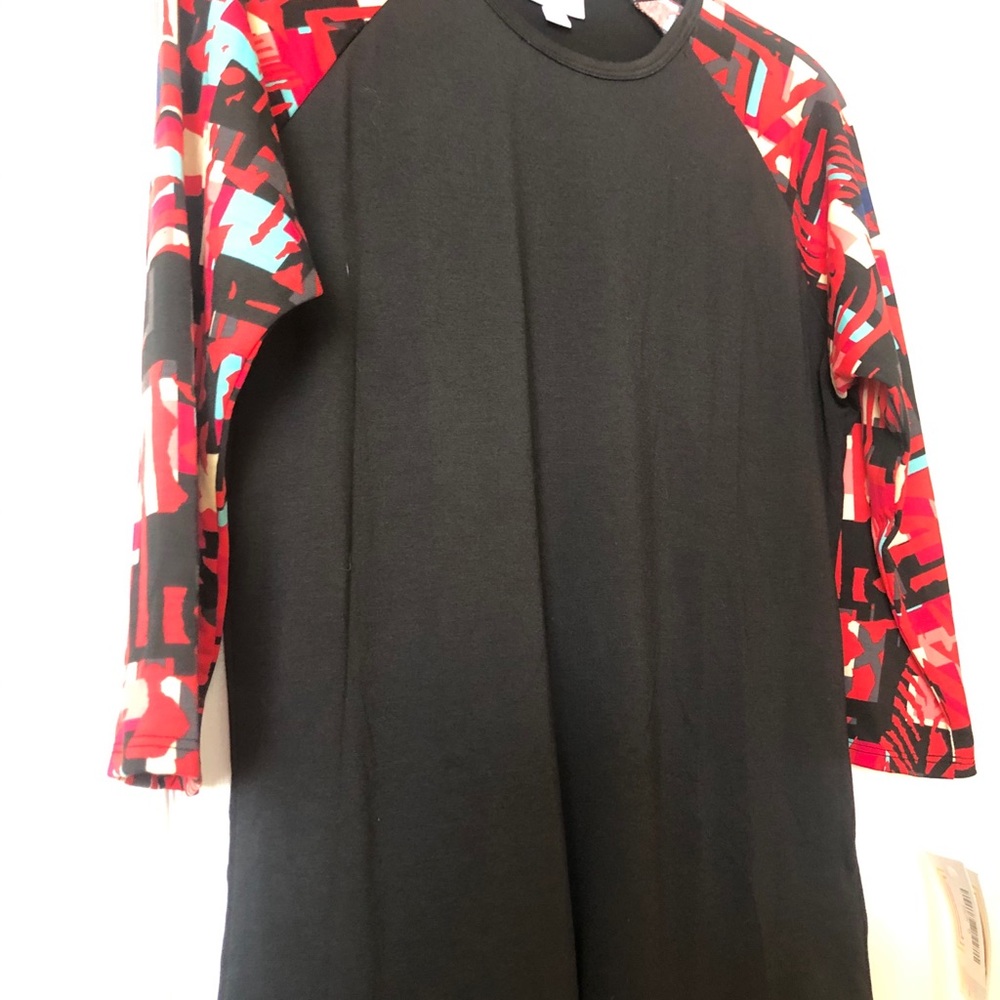 LuLaRoe Randy top